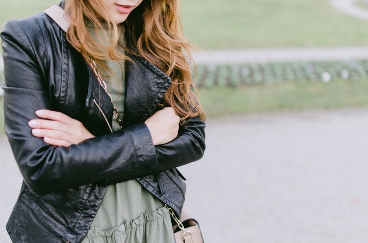 schwarze lederjacke
