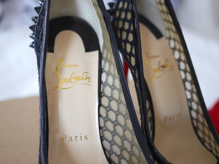 louboutin schuhe details