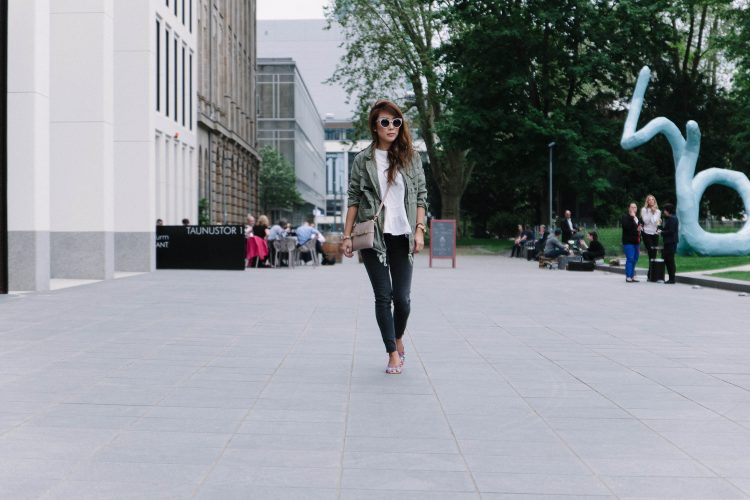 theclassycloud-travel-outfit-casual-look (2 von 6)