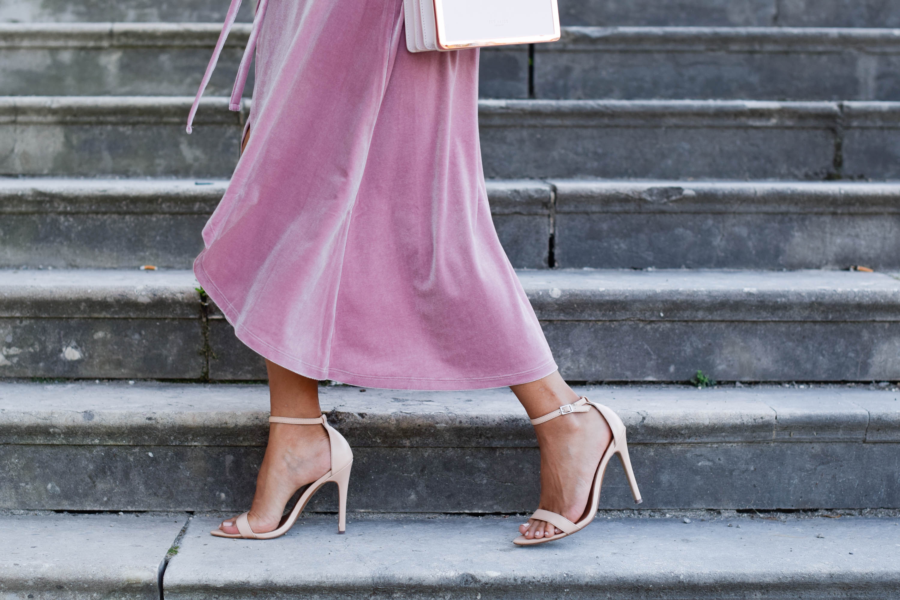 theclassycloud-pink-velvet-skirt (6 von 6)