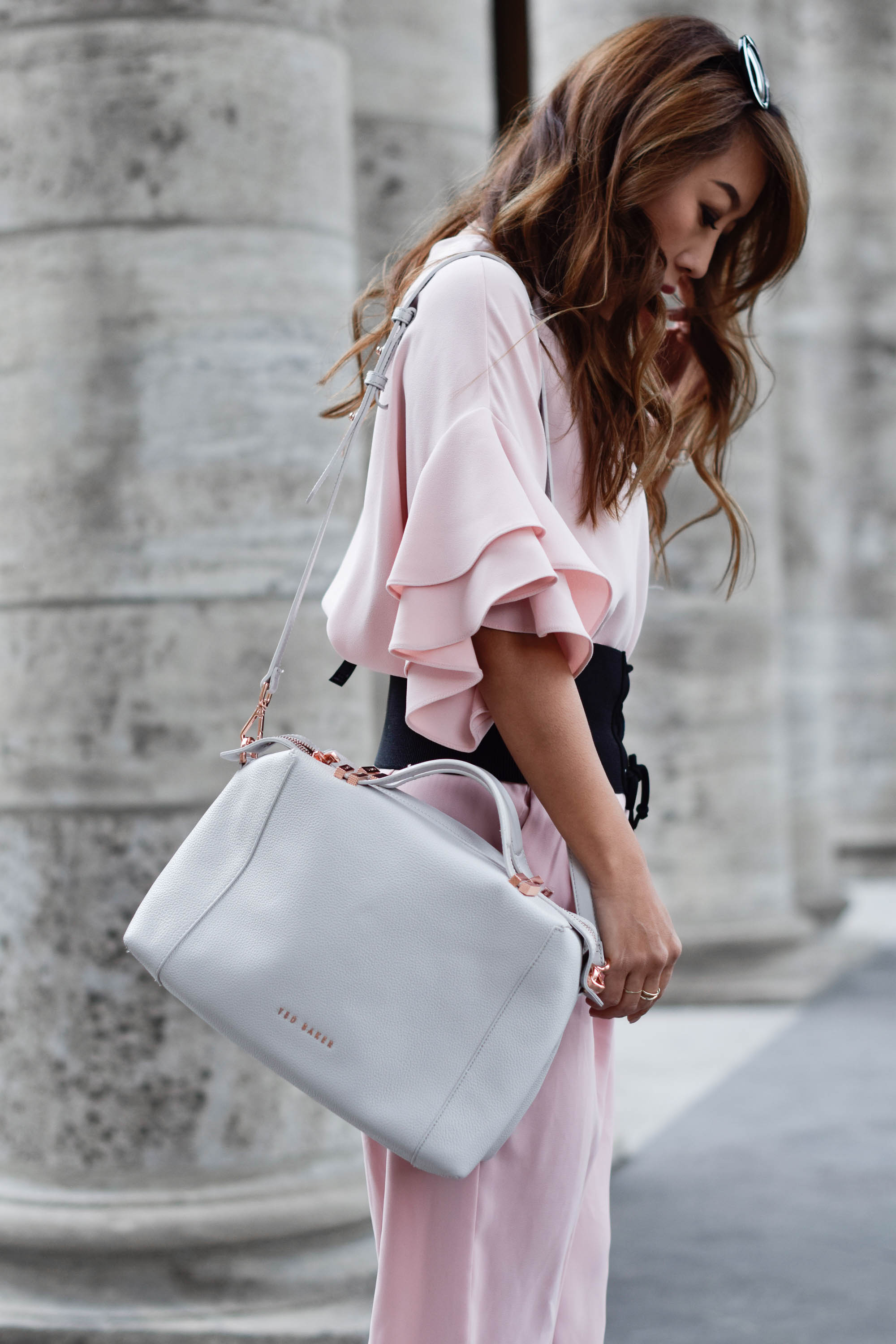 light grey tote